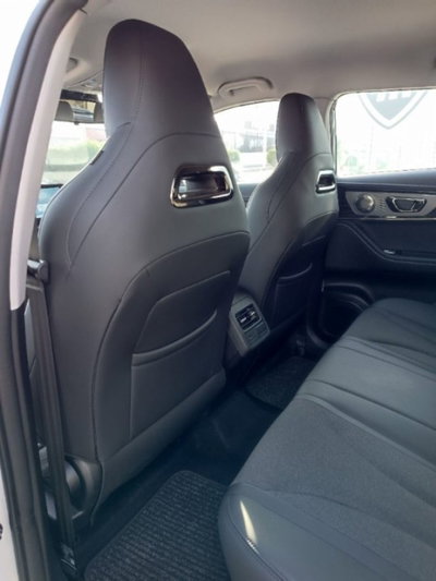 Omoda Omoda 5 EV 60,9 kWh Pure (10)
