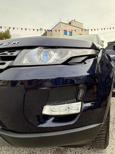 Land Rover Range Rover Evoque 2.2 TD4 5p. Pure (11)