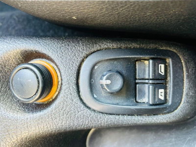 Peugeot 206 diesel 5p. XTD (15)