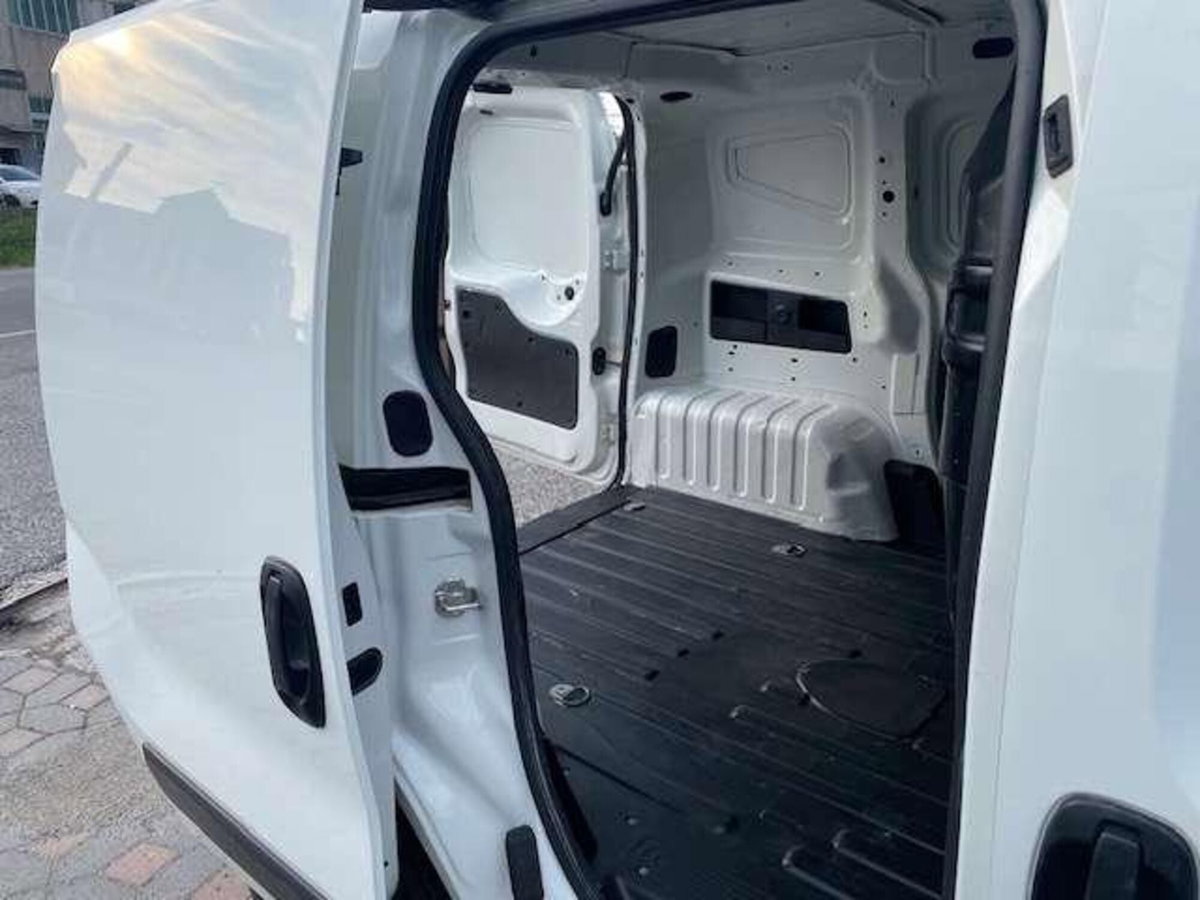 Fiat Fiorino Furgone cargo 1.3 mjt 95cv SX (4)