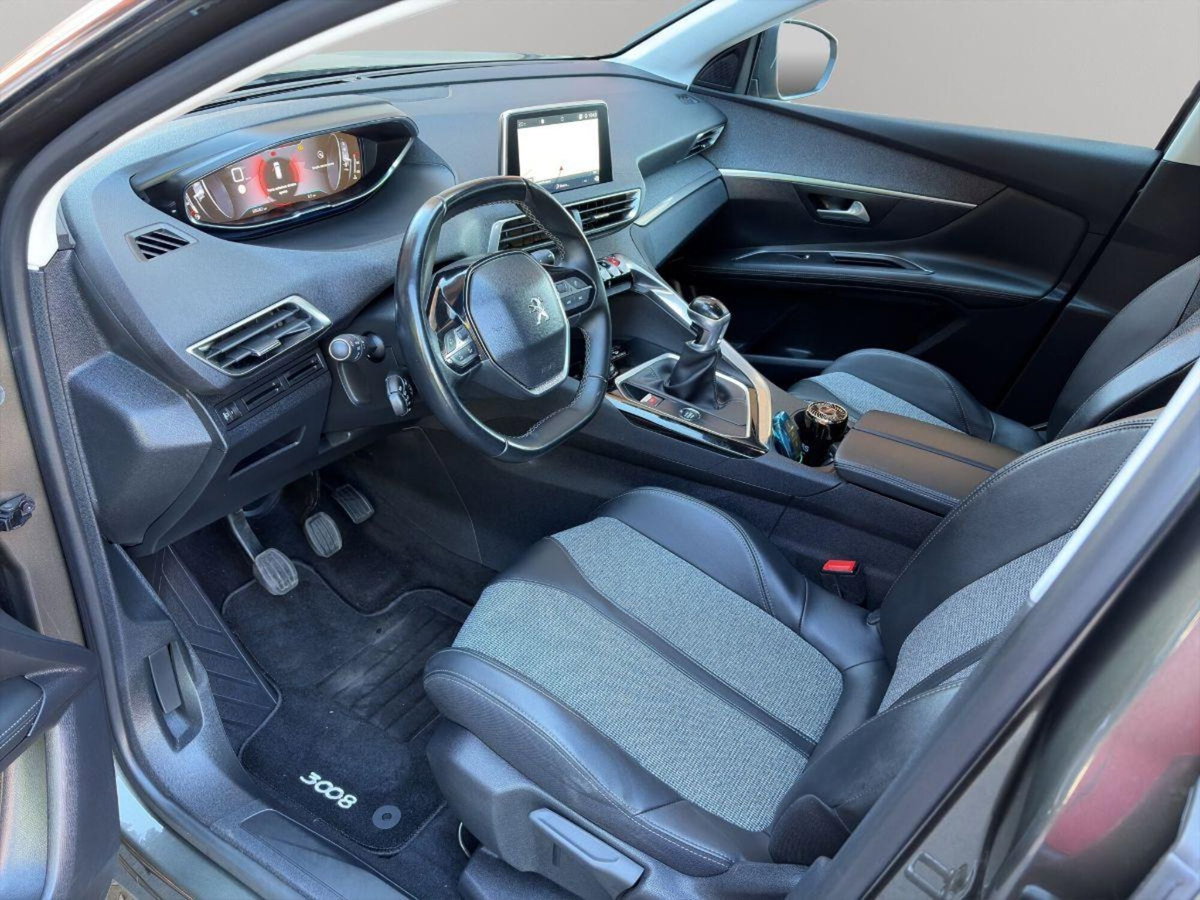 Peugeot 3008 BlueHDi 130 S&S Allure Pack (11)