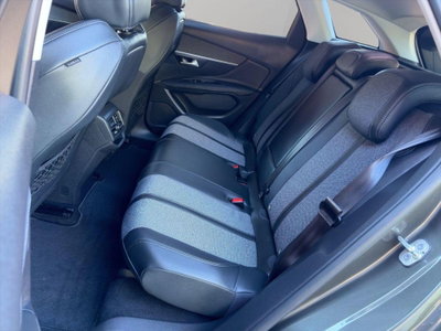 Peugeot 3008 BlueHDi 130 S&S Allure Pack (13)