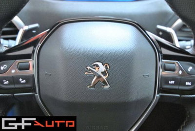 Peugeot 3008 BlueHDi 130 S&S EAT8 GT Pack (14)