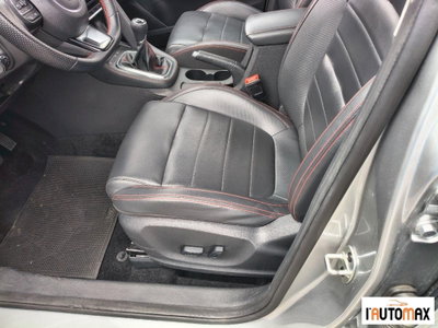 Mg ZS ZS 1.5 Luxury (11)