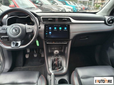 Mg ZS ZS 1.5 Luxury (14)
