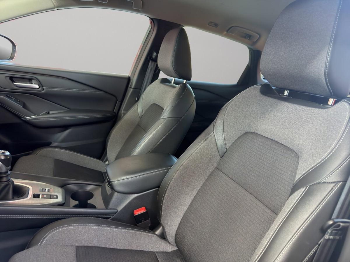 Nissan Qashqai 1.3 mhev N-Connecta 2wd 140cv (20)