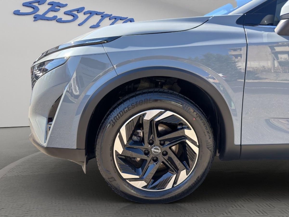 Nissan Qashqai 1.3 mhev N-Connecta 2wd 140cv (4)
