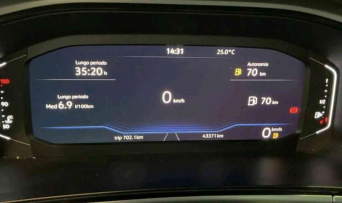 Volkswagen T-Roc 1.0 TSI Life (10)