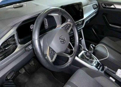 Volkswagen T-Roc 1.0 TSI Life (11)