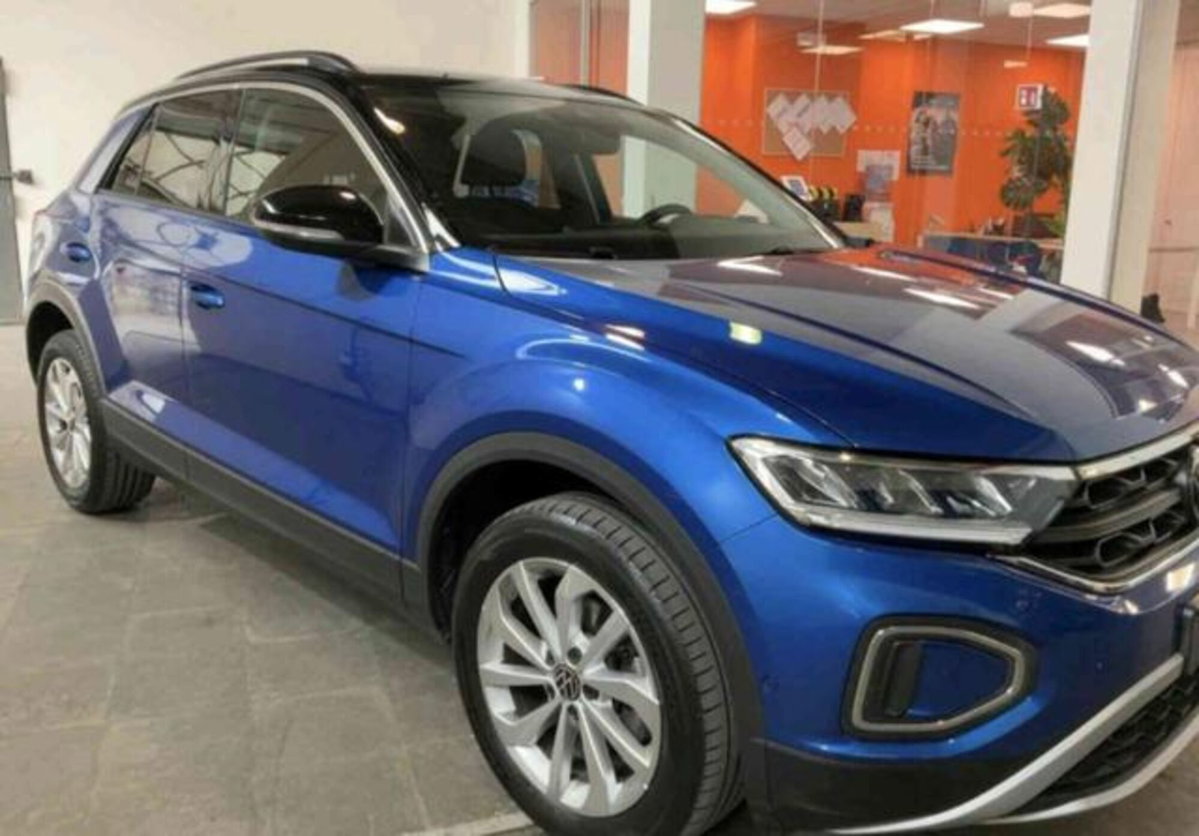 Volkswagen T-Roc 1.0 TSI Life (2)