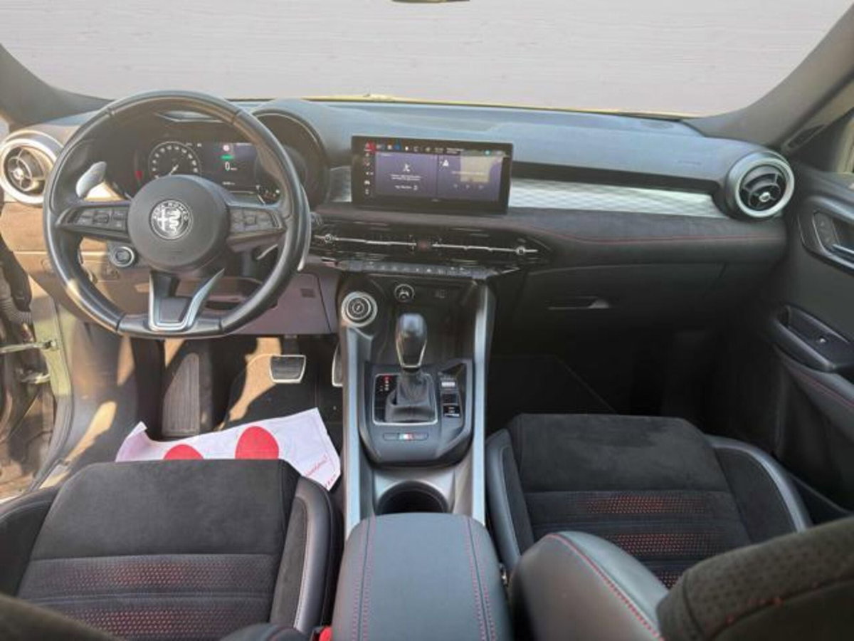 Alfa Romeo Tonale 1.3 phev Veloce Q4 280cv at6 (11)