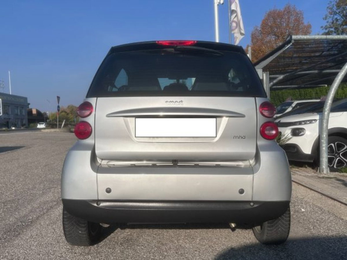 smart Fortwo 1000 52 kW MHD coupé passion (4)