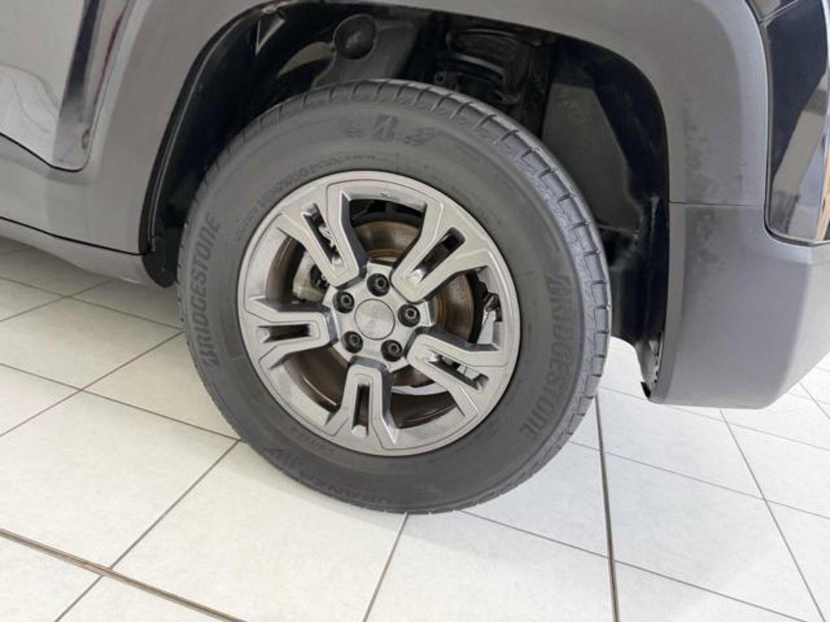 Jeep Renegade 1.6 Mjt 130 CV Longitude (19)