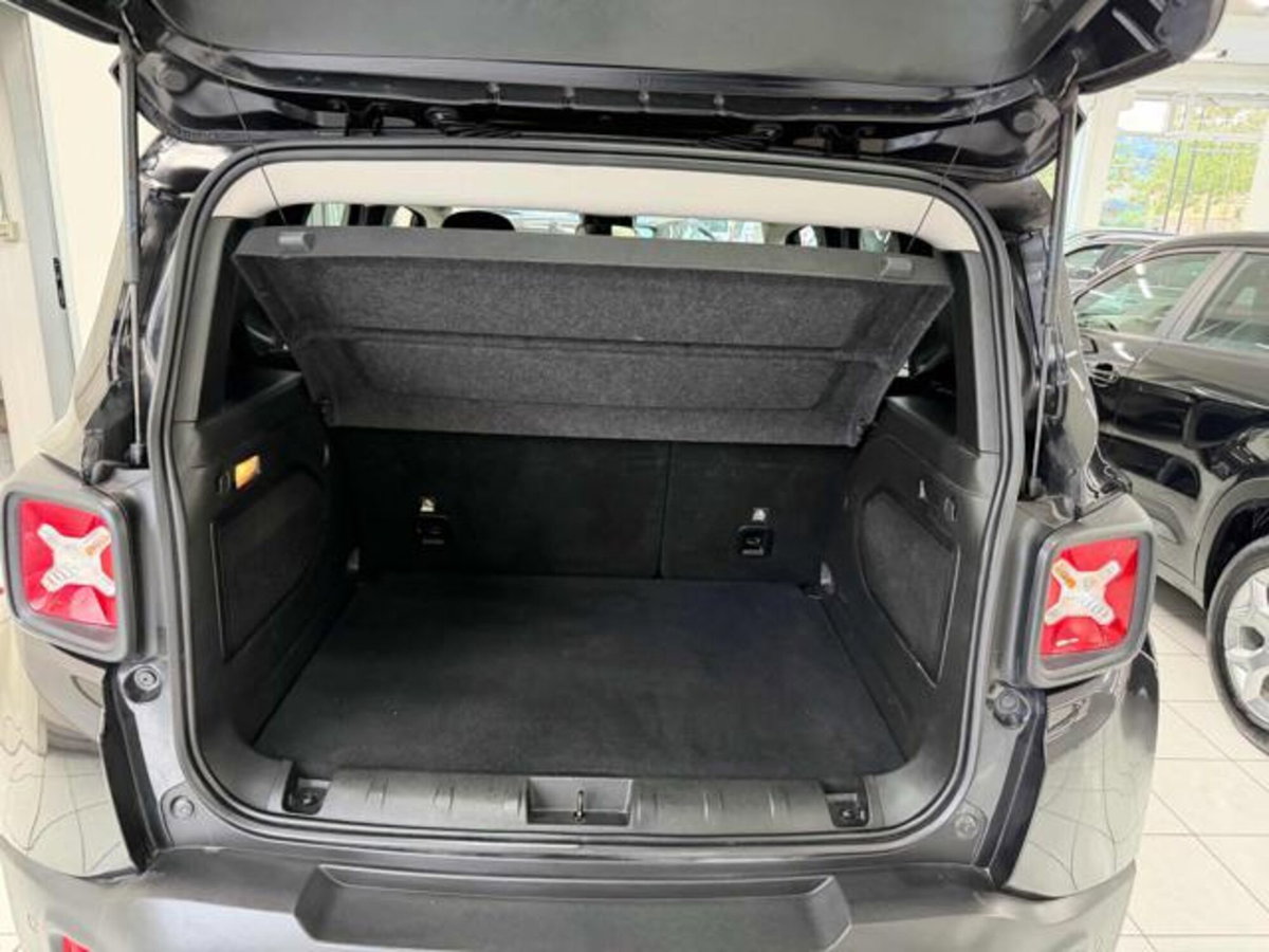 Jeep Renegade 1.6 Mjt 130 CV Longitude (20)