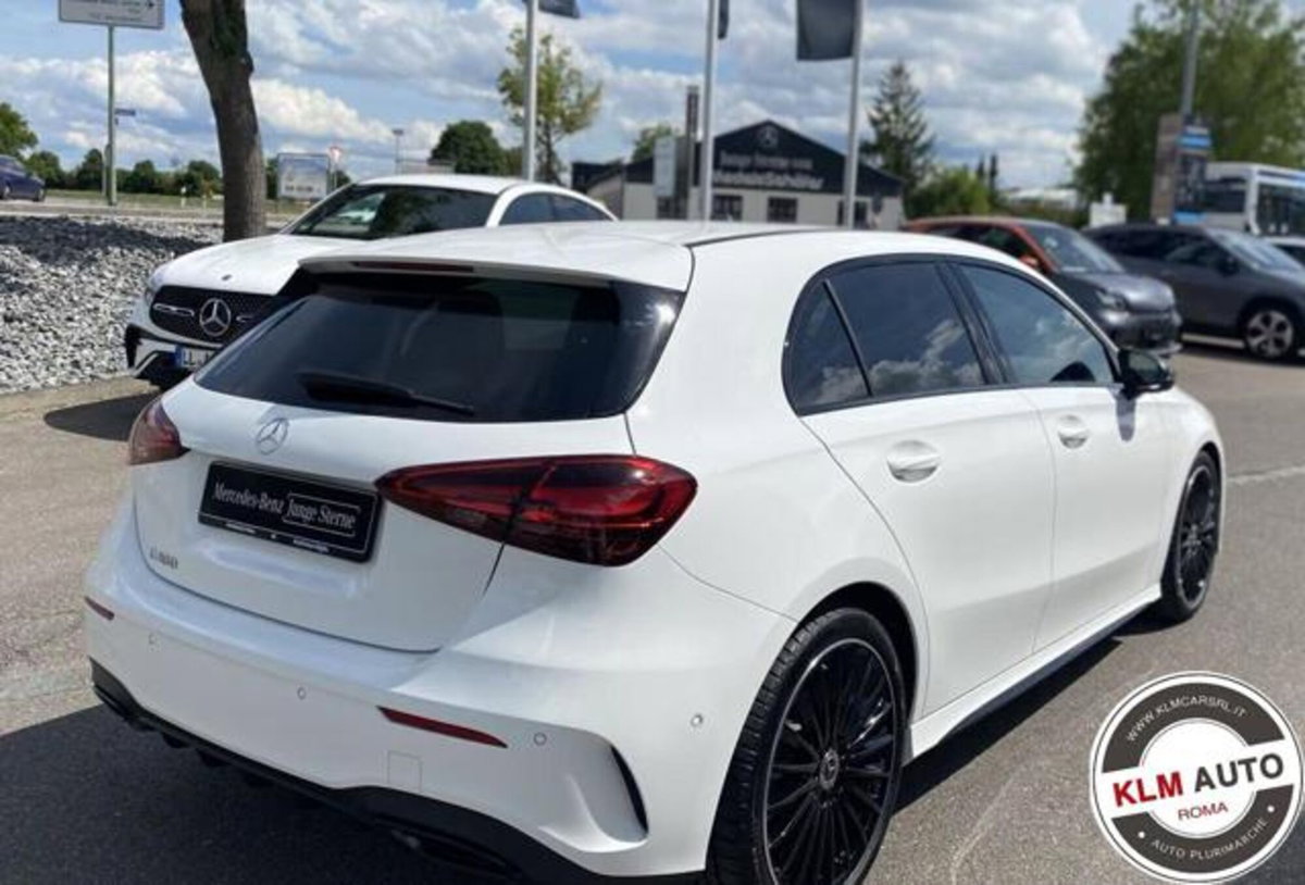 Mercedes-Benz Classe A Sedan 180 Automatic 4p. Premium (7)