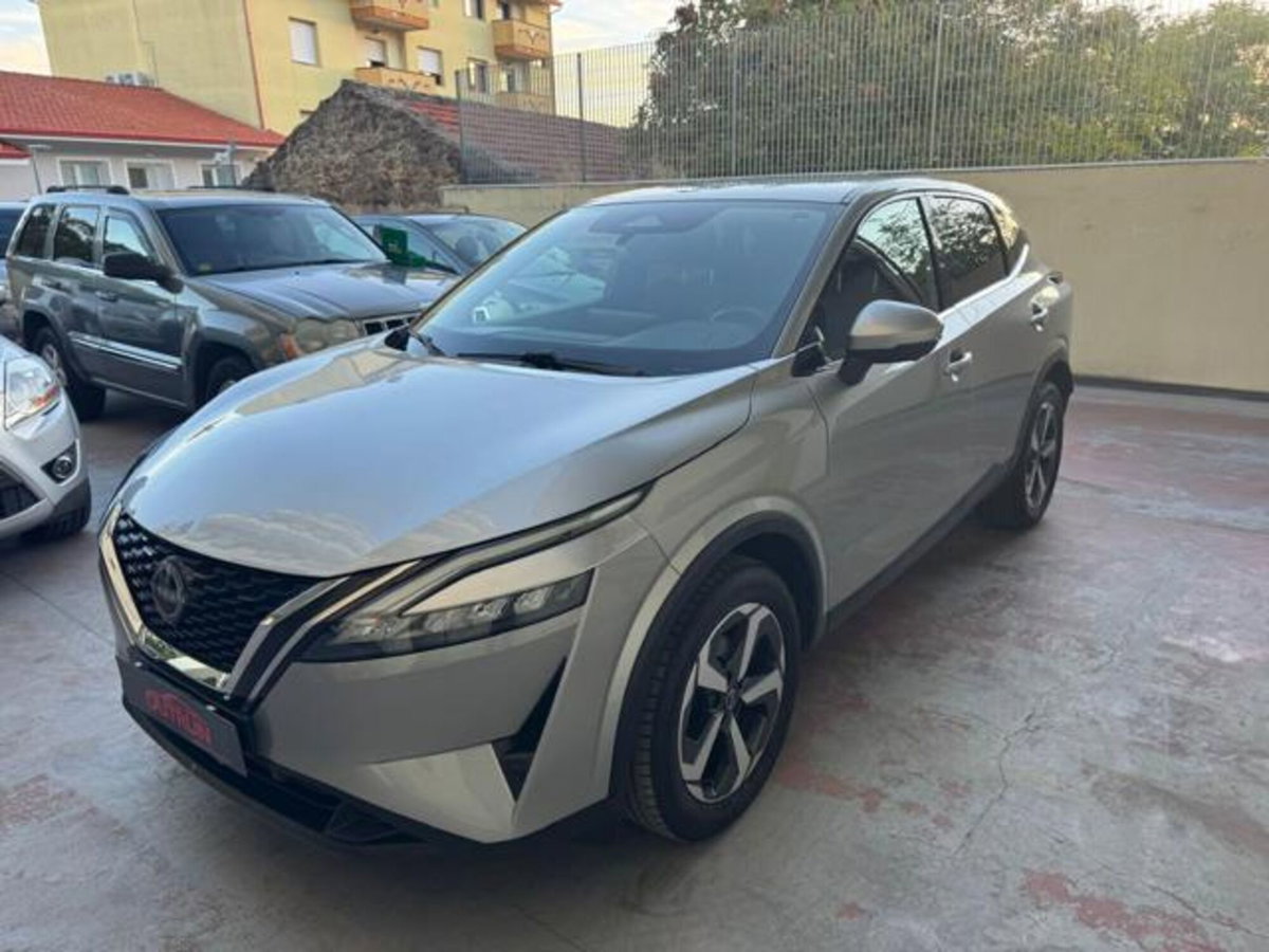 Nissan Qashqai 1.3 mhev Tekna 4wd 158cv xtronic (2)