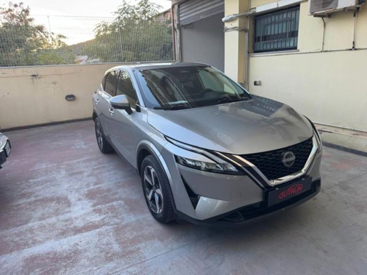 Nissan Qashqai 1.3 mhev Tekna 4wd 158cv xtronic (3)