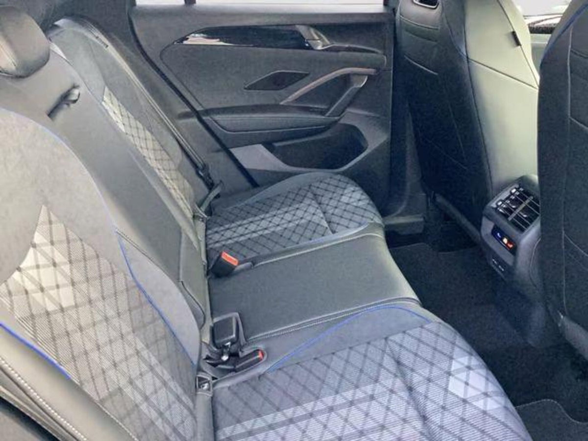 Volkswagen Tiguan 1.5 TSI 150 CV DSG ACT R-Line (11)
