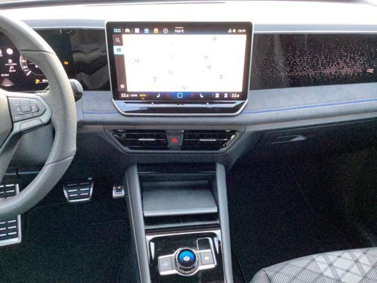 Volkswagen Tiguan 1.5 TSI 150 CV DSG ACT R-Line (13)