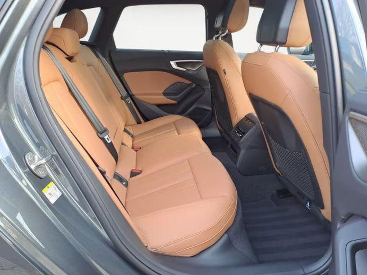 Audi A5 Avant 2.0 tdi mhev+ S line edition quattro 204cv s-tronic (11)