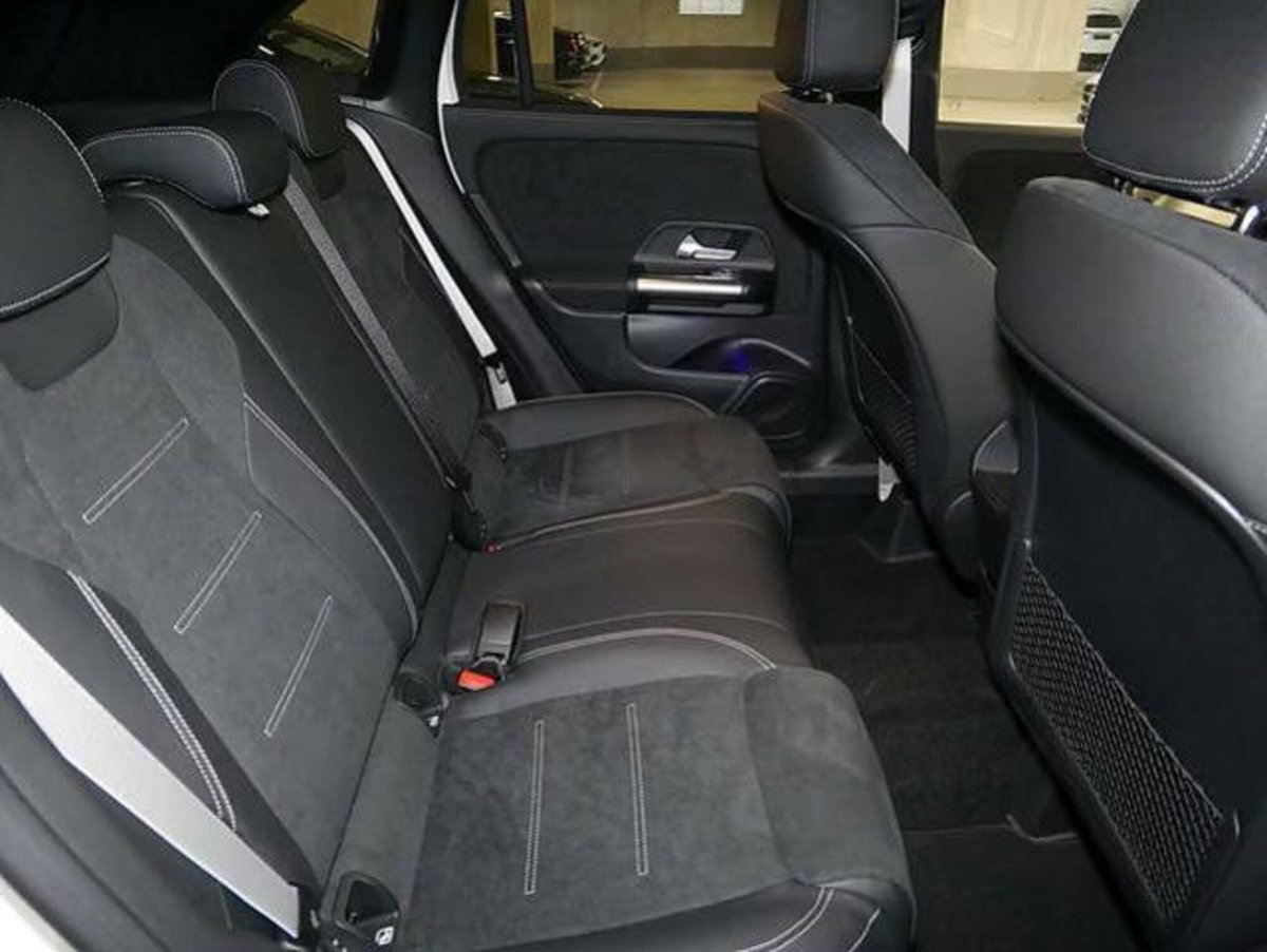 Mercedes-Benz GLA SUV 200 Automatic Premium (6)