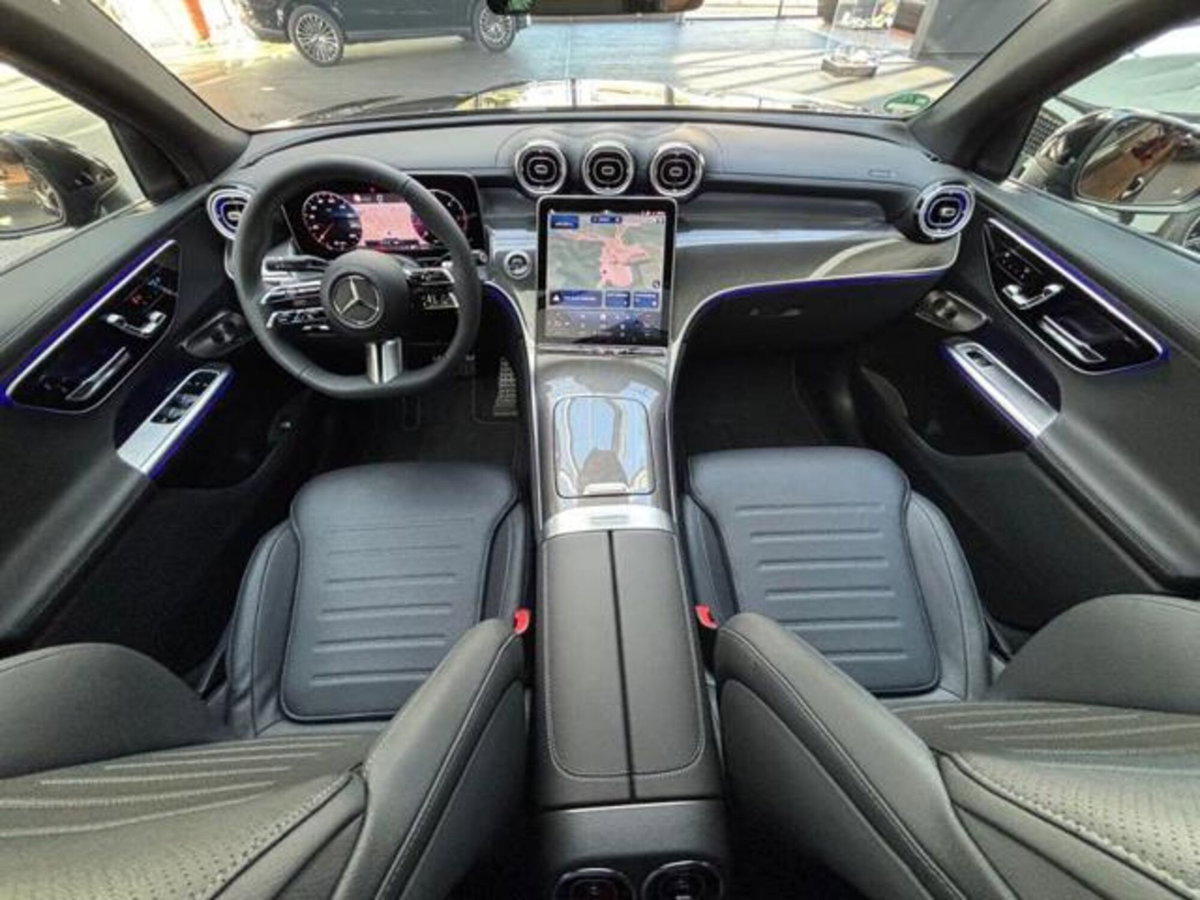 Mercedes-Benz GLC Coupé 300 d AMG Line Premium 4matic auto (12)