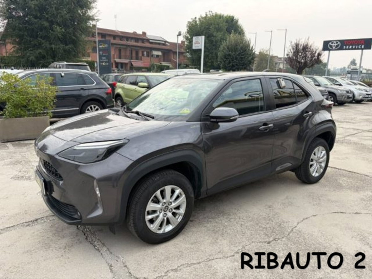 Toyota Yaris Cross 1.5h GR Sport Black Sky fwd 116cv e-cvt (16)