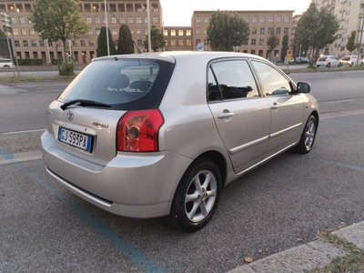 Toyota Corolla 1.4i 16V cat 5 porte Sol (4)