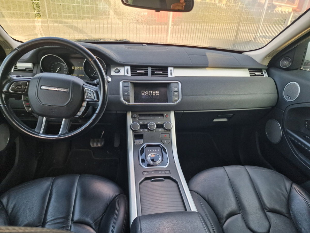 Land Rover Range Rover Evoque 2.2 Sd4 5p. Dynamic (6)