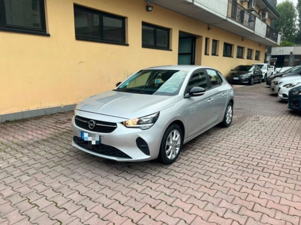 Opel Corsa 1.2 Edition (2)