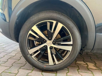 Peugeot 3008 BlueHDi 130 S&S EAT8 GT (13)