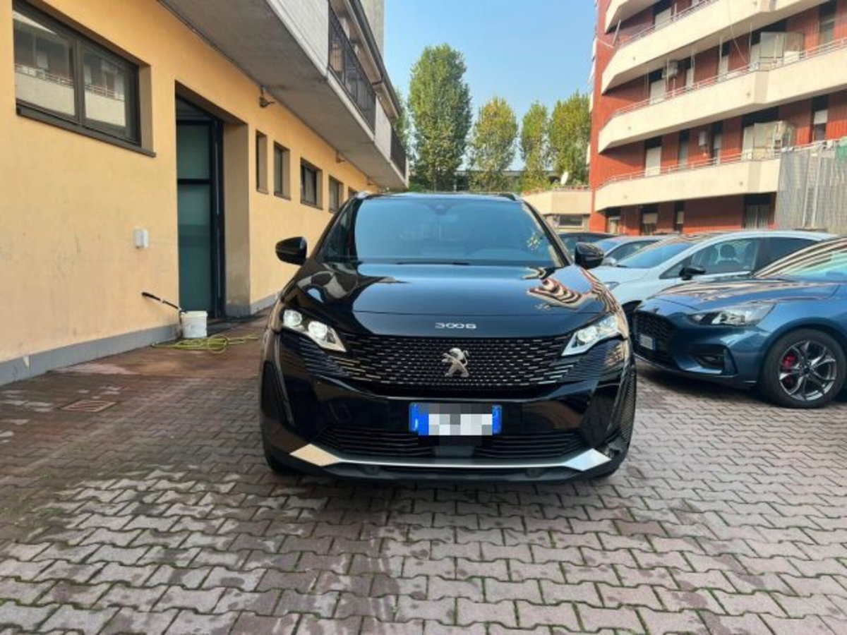 Peugeot 3008 BlueHDi 130 S&S EAT8 GT (2)