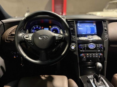 Infiniti QX70 3.0 diesel V6 AT S Premium (12)