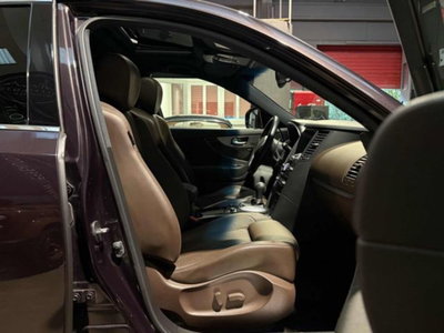 Infiniti QX70 3.0 diesel V6 AT S Premium (13)