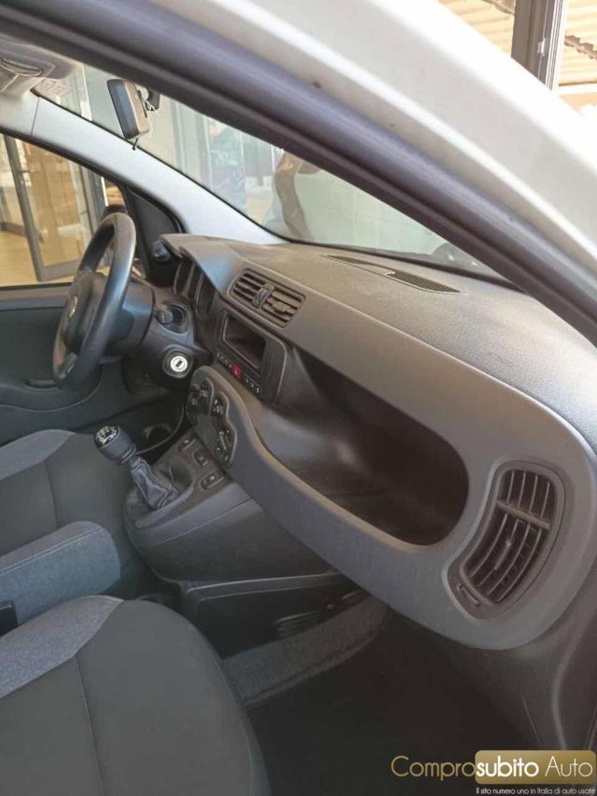 Fiat Panda 1.0 firefly hybrid s&s 70cv 5p.ti (15)