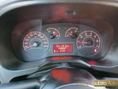Fiat Fiorino 1.4 8V Combi Semi (15)