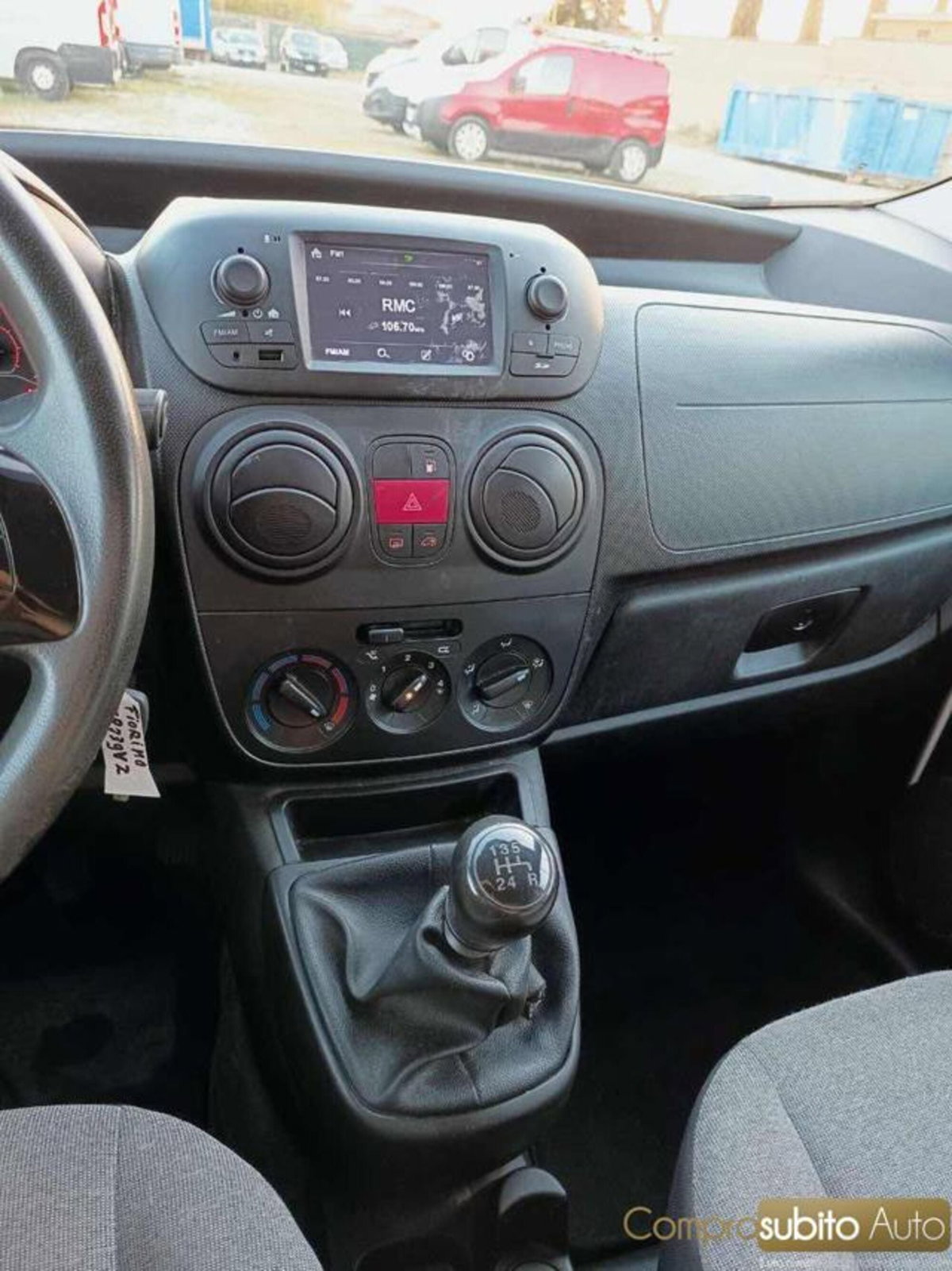 Fiat Fiorino 1.4 8V Combi Semi (17)