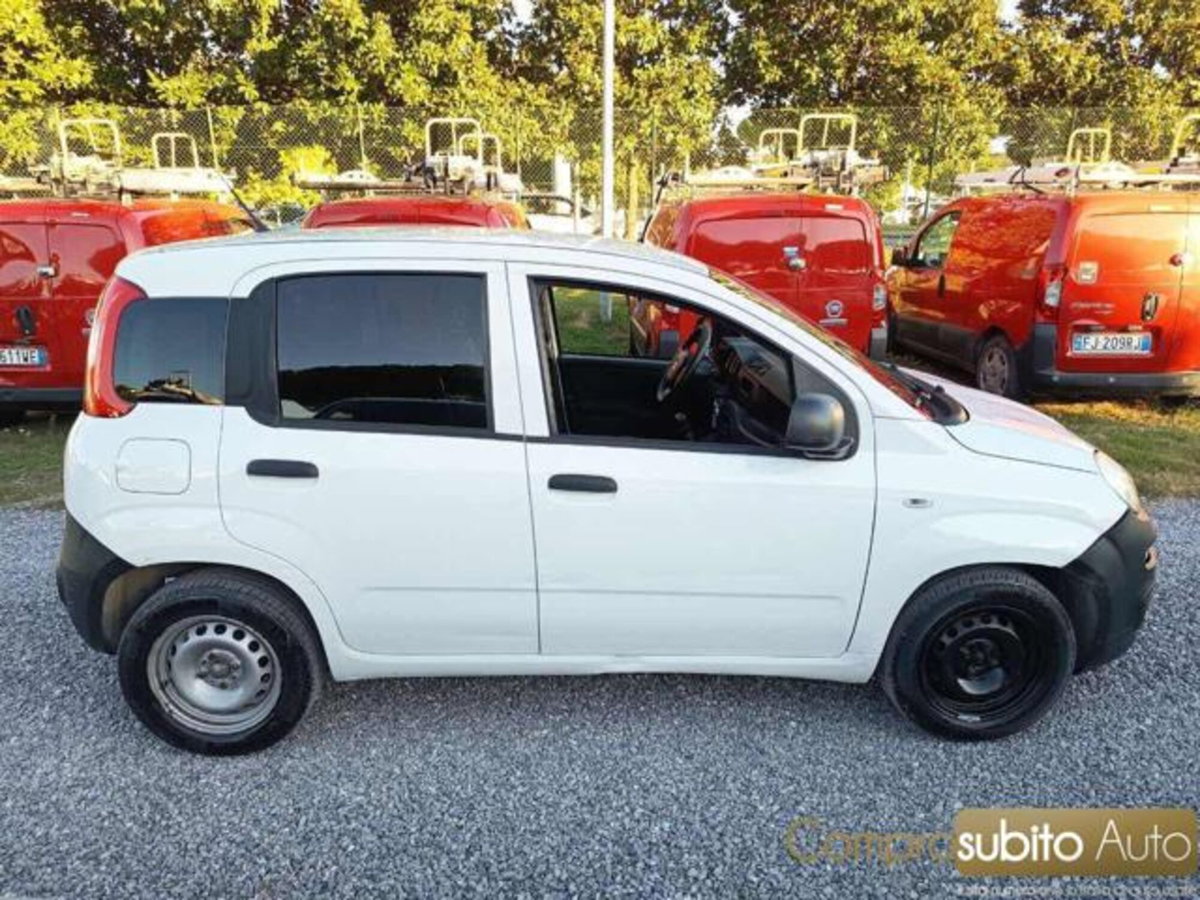 Fiat Panda 1.0 firefly hybrid s&s 70cv 5p.ti (5)