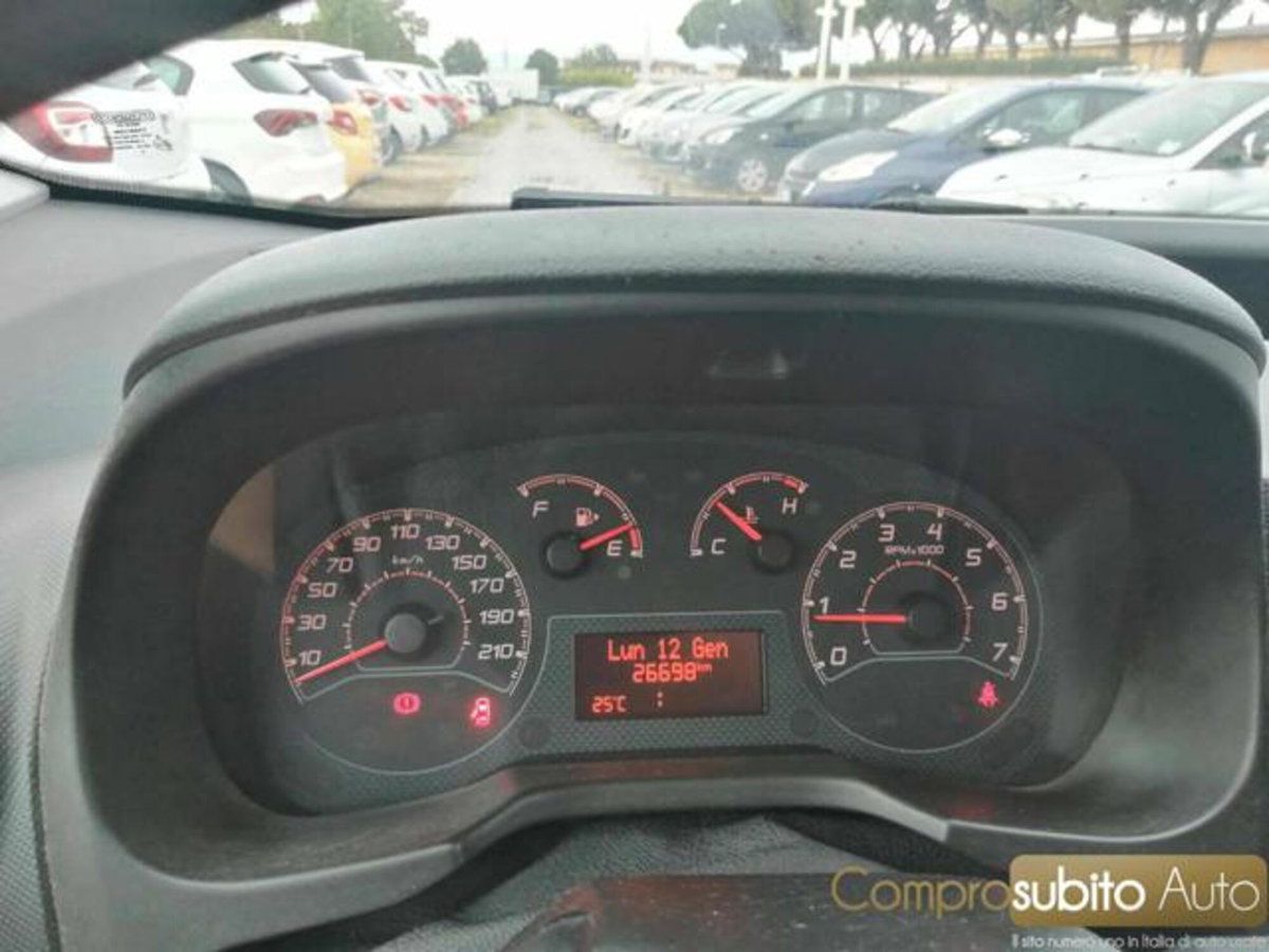 Fiat Fiorino 1.3 MJT 80CV Combinato (8)