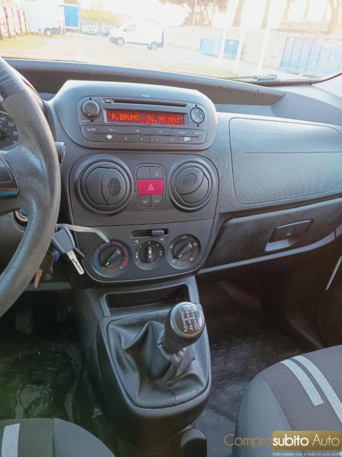 Fiat Fiorino 1.3 MJT 75CV Combi Semi (N1) (19)