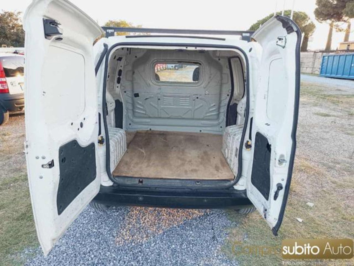 Fiat Fiorino 1.3 MJT 75CV Combi Semi (N1) (9)