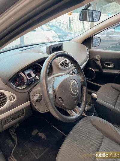 Renault Clio 1.2 16V 5 porte Dynamique (10)