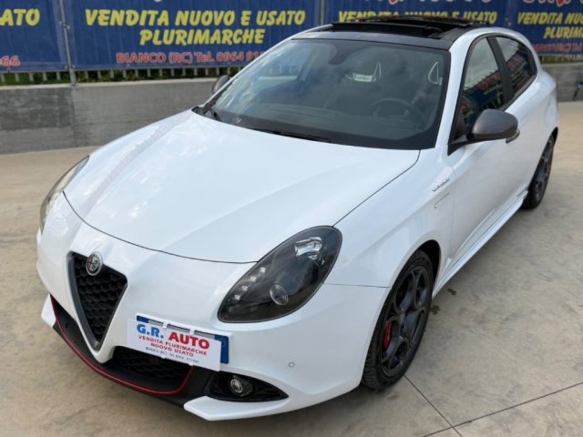 Alfa Romeo Giulietta 1750 turbo Veloce 240cv tct (3)