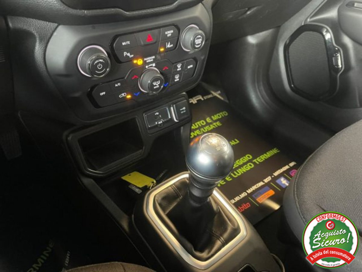 Jeep Renegade 1.6 Mjt 130 CV S (15)