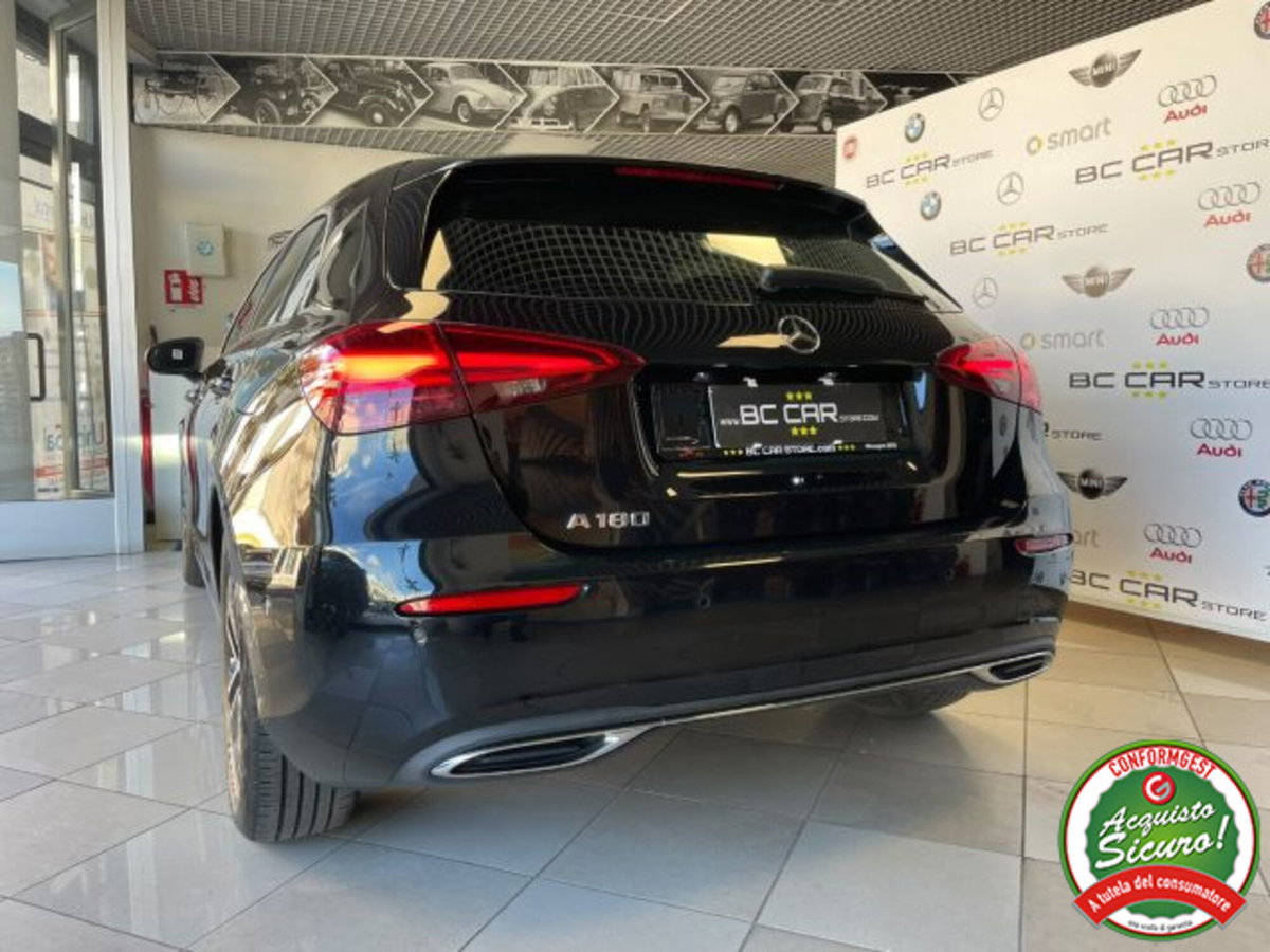 Mercedes-Benz Classe A Sedan 180 Progressive Advanced Plus auto (18)