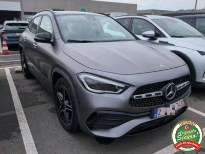 Mercedes-Benz GLA SUV 180 d Automatic Premium (2)