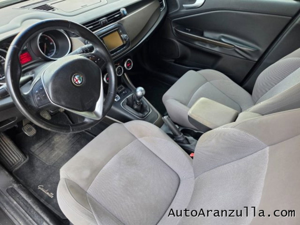 Alfa Romeo Giulietta 1.6 JTDm Business 120cv (11)
