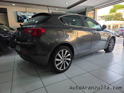 Alfa Romeo Giulietta 1.6 JTDm Business 120cv (4)