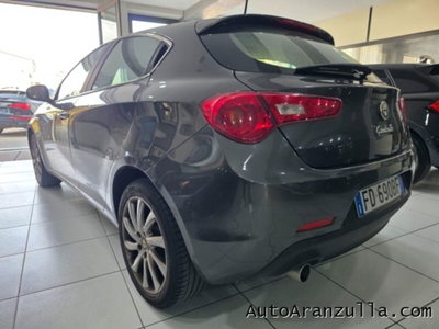 Alfa Romeo Giulietta 1.6 JTDm Business 120cv (6)