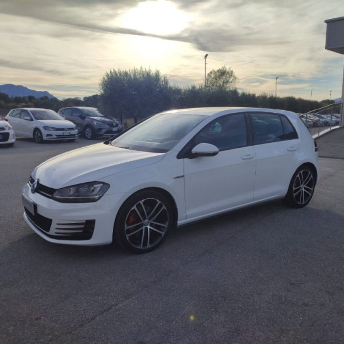 Volkswagen Golf GTD 2.0 TDI 5p. BlueMotion Technology (3)